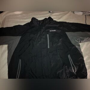 Columbia Men's Black and Gray Performance Jacket
